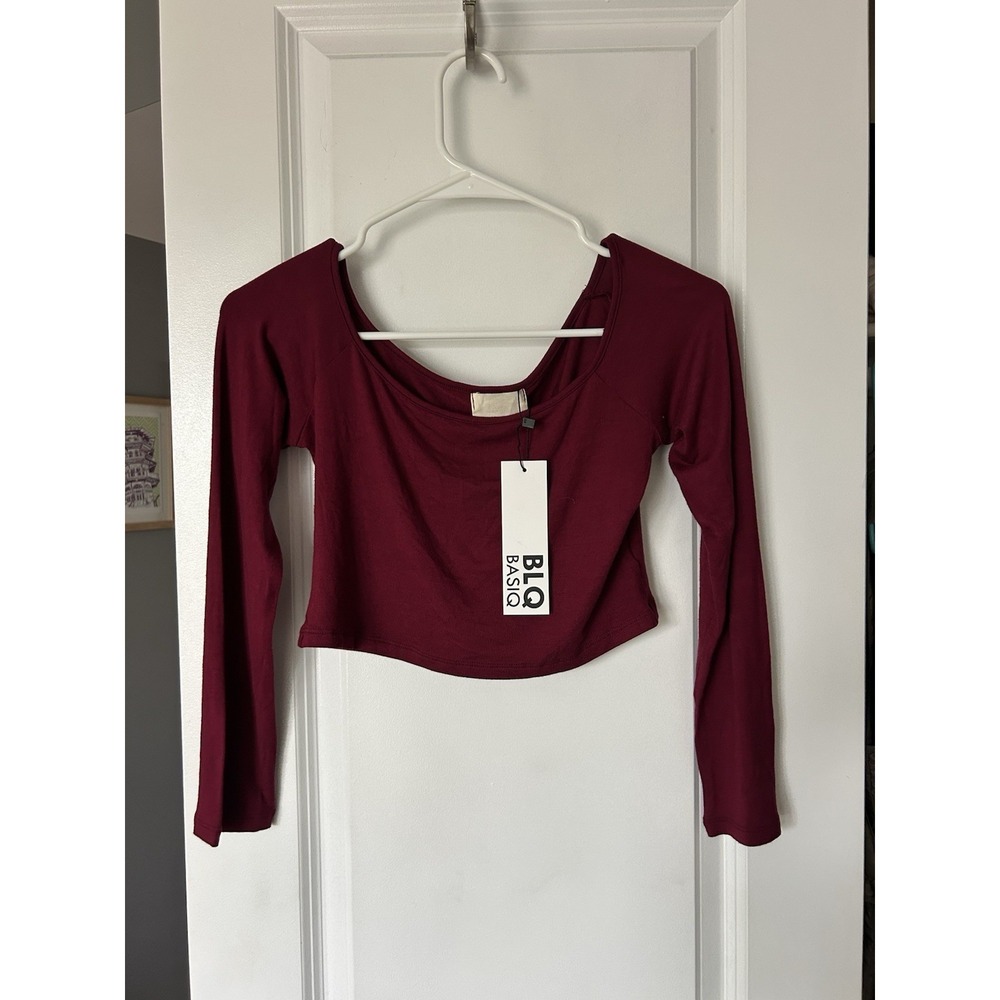 B.L.Q. NWT Womens Burgundy Long Sleeve Cropped Top Size 1 (small)